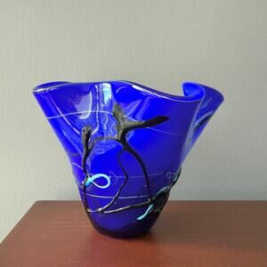 Art Glass Handblown Cobalt Blue Hankerchief Vase
